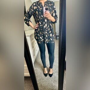 Roman Elegant Black and Gold Feather Print Blouse
